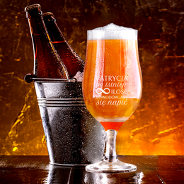 Pokal na nóżce - Nieskończona ilość powodów...