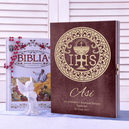 Biblia w drewnianym pudełku - Pamiatka Pierwszej Komunii Św - Hostia