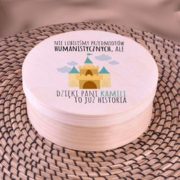 Drewniane pudełko z krówkami dla nauczyciela historii