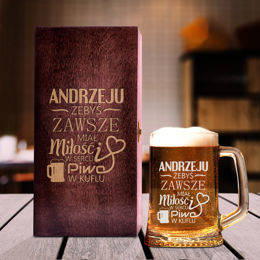 Zestaw prezentowy - Kufel w pudełku - Miłość w sercu