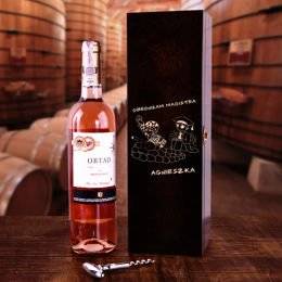 Pudełko na wino dla magistra