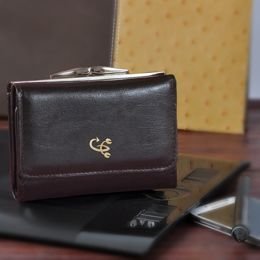 Portfel damski ze znakiem zodiaku