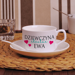 Filiżanka z nadrukiem - idealna dziewczyna