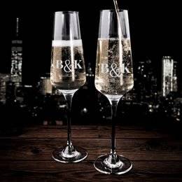 Kieliszki do szampana z okazji ślubu