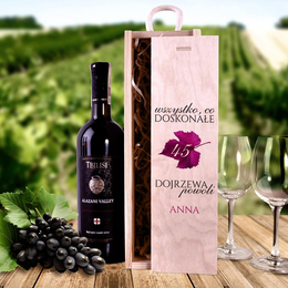 Pudełko na wino z okazji urodzin - doskonały