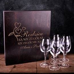 Zestaw 6 kieliszków w pudełku z grawerem - Rodzice są szczególni...