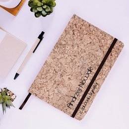 Notes korkowy z iminiem i nazwiskiem - z zawodu Dyrektor