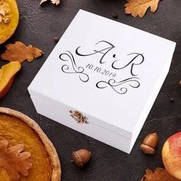 Pudełko z herbatą Lipton - inicjały + data