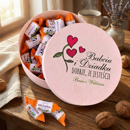 Drewniane pudełko z krówkami dla Babci i Dziadka