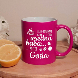 Różowy Kubek z grawerem- Przed poranną kawą...