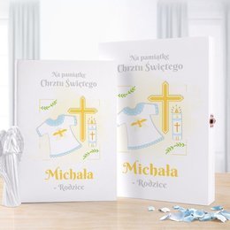 Biblia w pudełku drewaninym dla chłopca - Pamiątka Chrztu Św. - szatka i gromnica