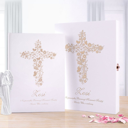 Biblia w pudełku drewaninym - Pamiątka I Komunii Św.- krzyż