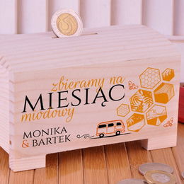Drewniana Skarbonka - Miesiac miodowy